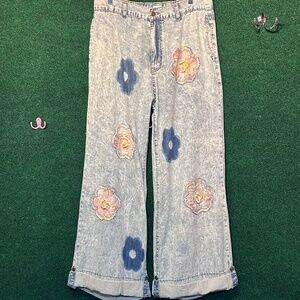484 NWOT POL Floral Patch Pant